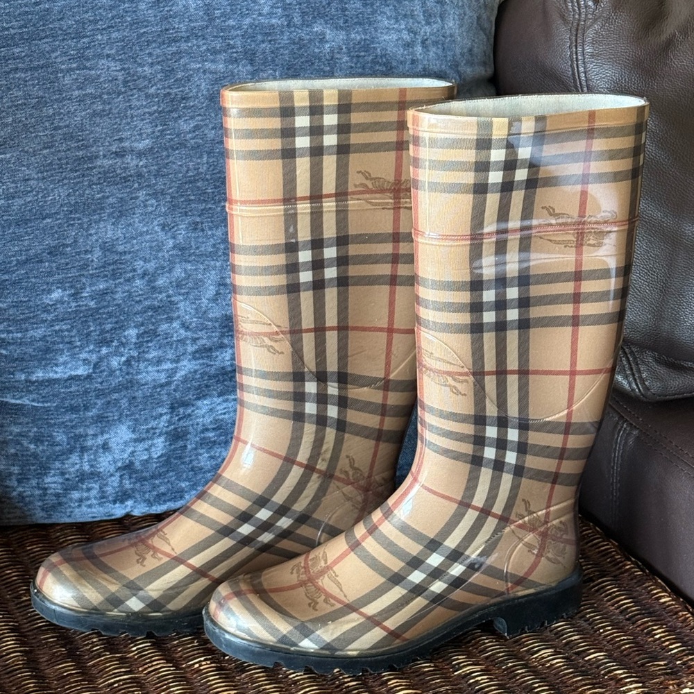Burberry Classic Plaid Rain Boots